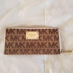 Michael Kors wallet